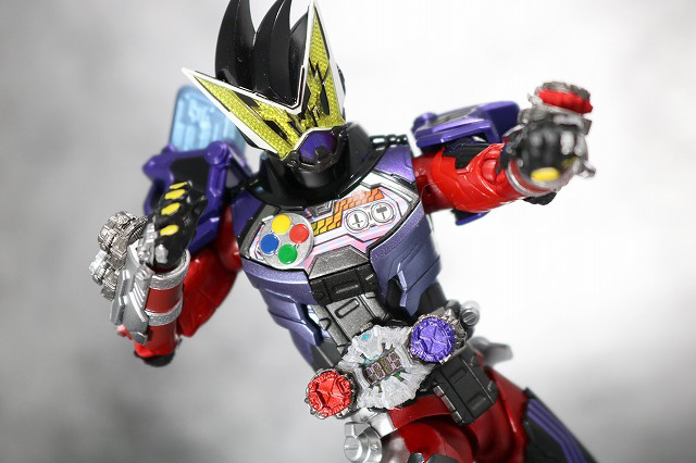 S.H.フィギュアーツ　仮面ライダーゲイツ　ゲンムアーマー　レビュー　アクション
