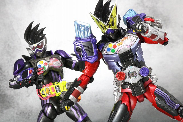 S.H.フィギュアーツ　仮面ライダーゲイツ　ゲンムアーマー　レビュー　アクション　仮面ライダーゲンム　レベル2