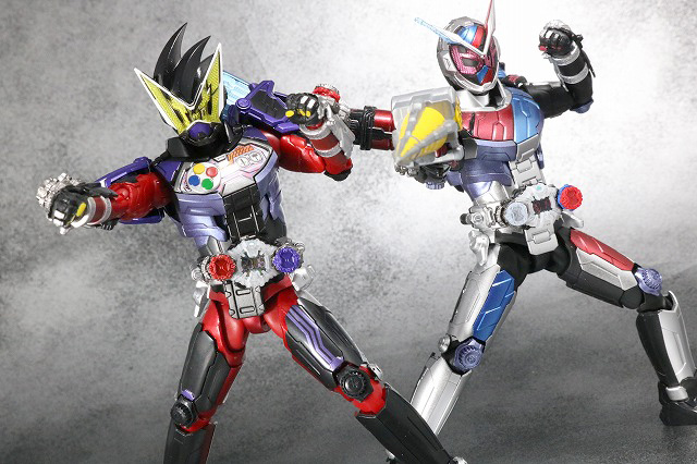 S.H.フィギュアーツ　仮面ライダーゲイツ　ゲンムアーマー　レビュー　アクション　仮面ライダージオウ　ビルドアーマー