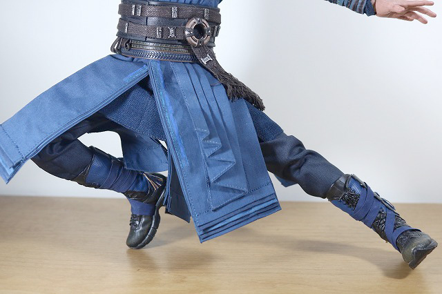 ホットトイズ　ムービーマスターピース　ドクターストレンジ　アベンジャーズ／インフィニティウォー　レビュー　可動範囲