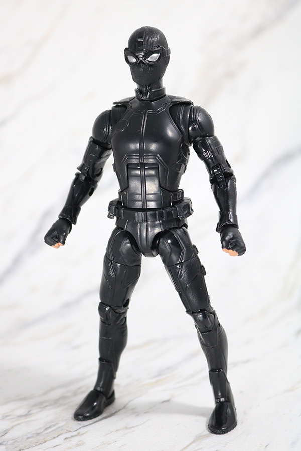 マーベルレジェンド　スパイダーマン　ステルスーツ　レビュー　全身