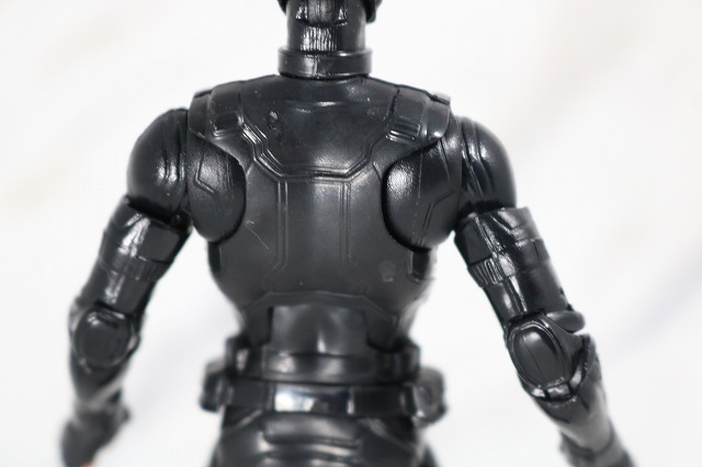 マーベルレジェンド　スパイダーマン　ステルスーツ　レビュー　全身