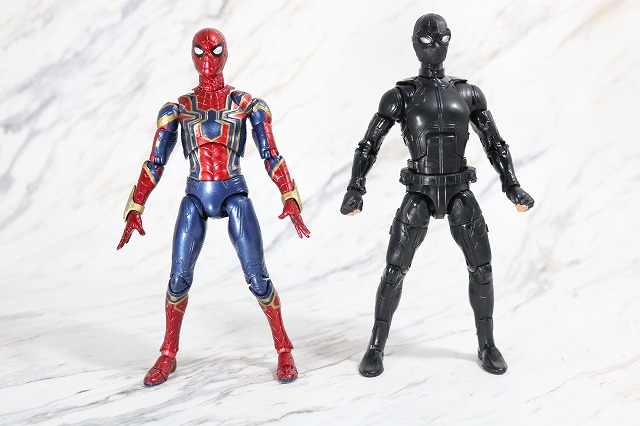 マーベルレジェンド　スパイダーマン　ステルスーツ　レビュー　全身　MAFEX　アイアンスパイダー　比較