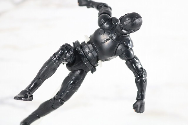 マーベルレジェンド　スパイダーマン　ステルスーツ　レビュー　アクション