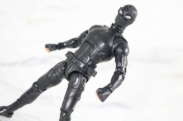 マーベルレジェンド　スパイダーマン　ステルスーツ　レビュー　アクション