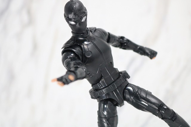 マーベルレジェンド　スパイダーマン　ステルスーツ　レビュー　アクション