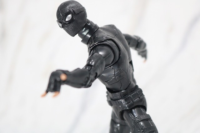 マーベルレジェンド　スパイダーマン　ステルスーツ　レビュー　アクション