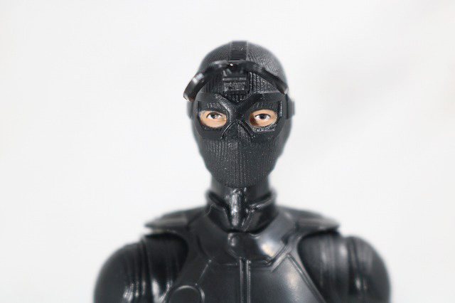 マーベルレジェンド　スパイダーマン　ステルスーツ　レビュー　付属品　目　別頭部