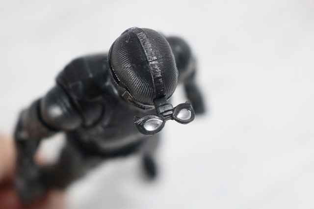 マーベルレジェンド　スパイダーマン　ステルスーツ　レビュー　付属品　