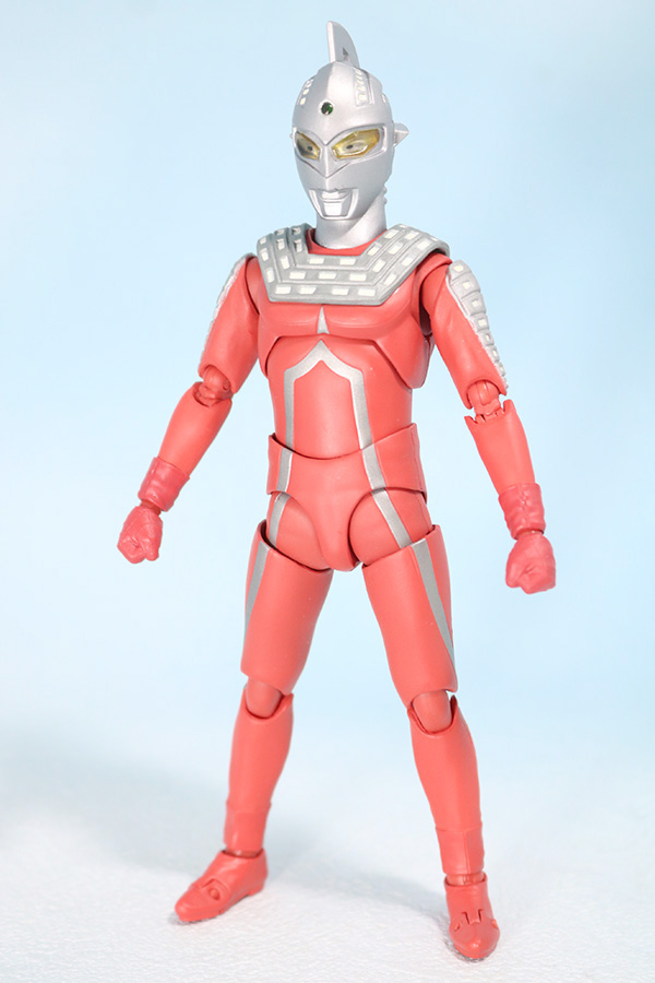 S.H.フィギュアーツ　ウルトラセブン　レビュー　全身
