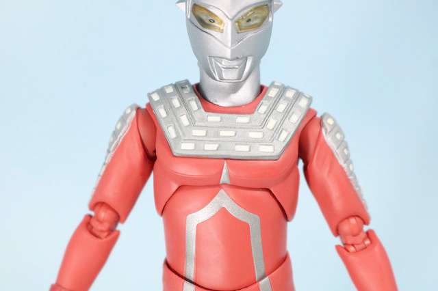 S.H.フィギュアーツ　ウルトラセブン　レビュー　全身