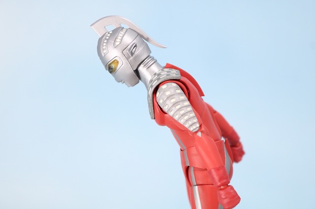 S.H.フィギュアーツ　ウルトラセブン　レビュー　可動範囲