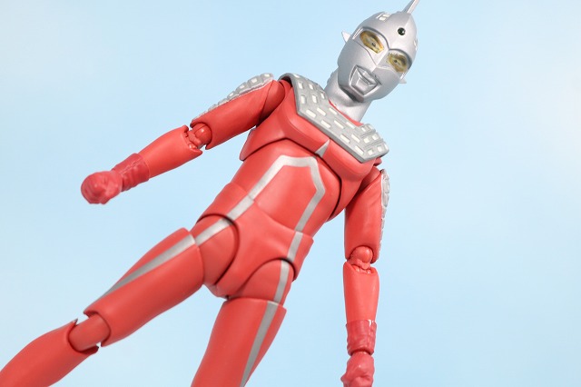 S.H.フィギュアーツ　ウルトラセブン　レビュー　アクション