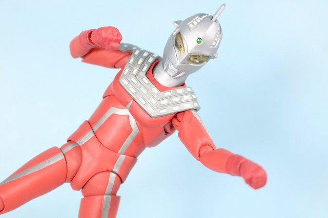 S.H.フィギュアーツ　ウルトラセブン　レビュー　アクション