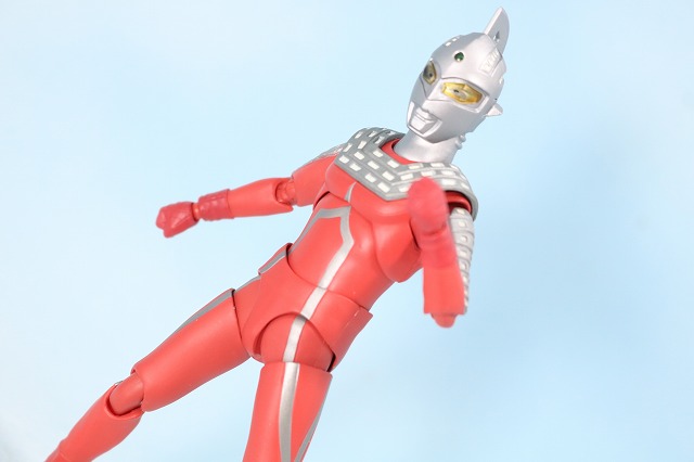 S.H.フィギュアーツ　ウルトラセブン　レビュー　アクション