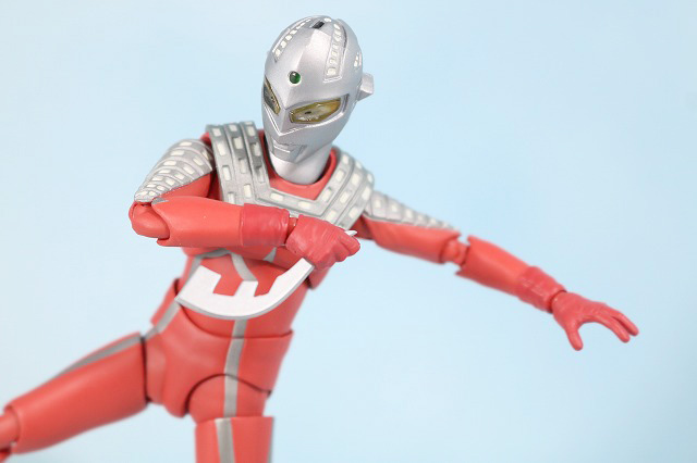 S.H.フィギュアーツ　ウルトラセブン　レビュー　アクション
