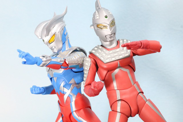 S.H.フィギュアーツ　ウルトラセブン　レビュー　アクション　ウルトラマンゼロ