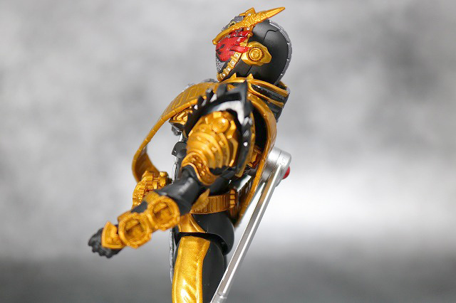 S.H.フィギュアーツ　仮面ライダーオーマジオウ　レビュー　可動範囲