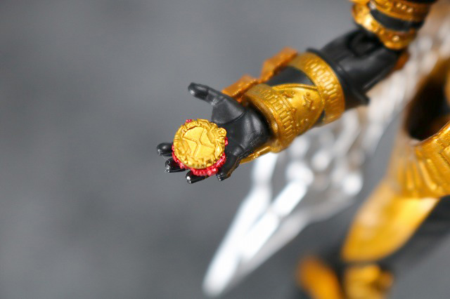 S.H.フィギュアーツ　仮面ライダーオーマジオウ　レビュー　付属品　クウガライドウォッチ