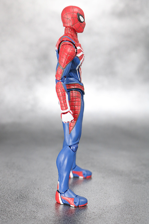 S.H.フィギュアーツ　スパイダーマン アドバンス・スーツ（Marvel's Spider-Man）　レビュー　全身
