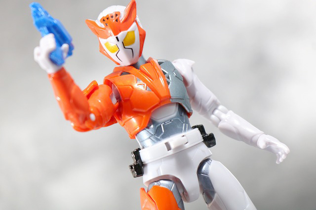 RKF RIDER KICK'S FIGURE　仮面ライダーバルキリー　ラッシングチーター　レビュー