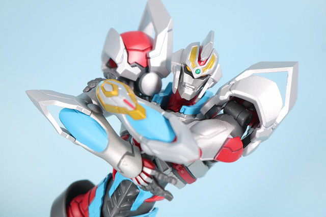 figma　グリッドマン　レビュー　アクション