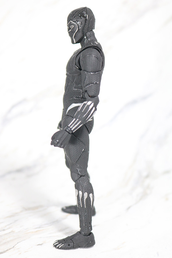 MAFEX　ブラックパンサー　レビュー　全身