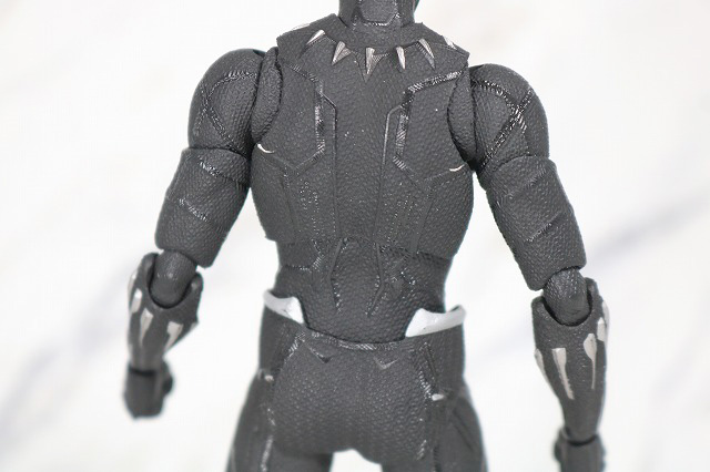 MAFEX　ブラックパンサー　レビュー　全身