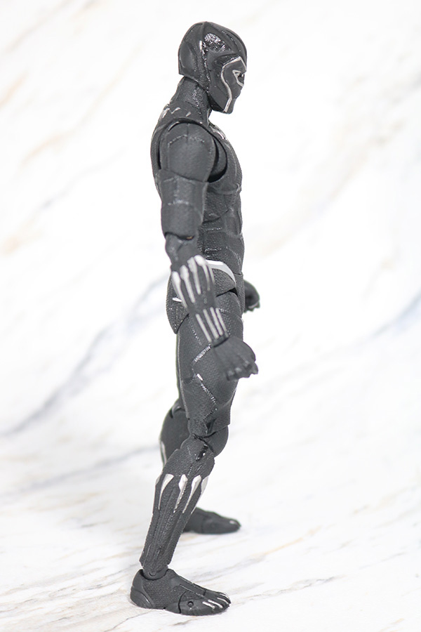 MAFEX　ブラックパンサー　レビュー　全身
