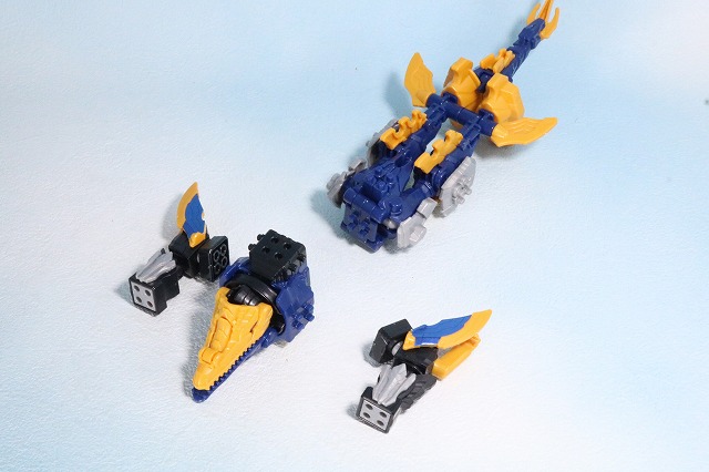 ミニプラ　キシリュウネプチューン　モサレックス　ディメボルケーノ　スピノサンダー　合体