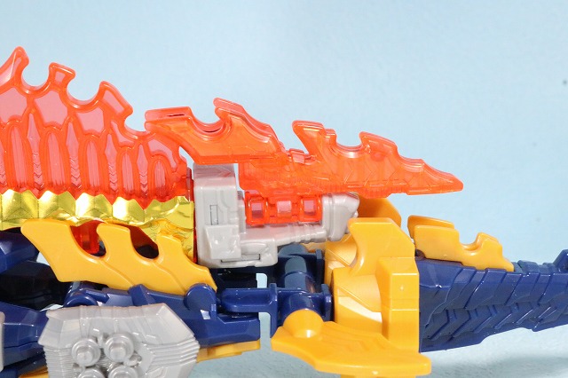 ミニプラ　キシリュウネプチューン　モサレックス　ディメボルケーノ　スピノサンダー　合体