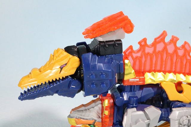 ミニプラ　キシリュウネプチューン　モサレックス　ディメボルケーノ　スピノサンダー　合体