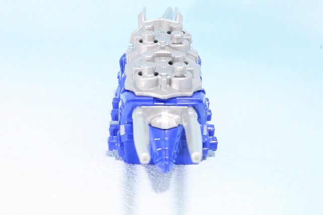 DXキシリュウオースリーナイツ　レビュー　トリケーン　全身