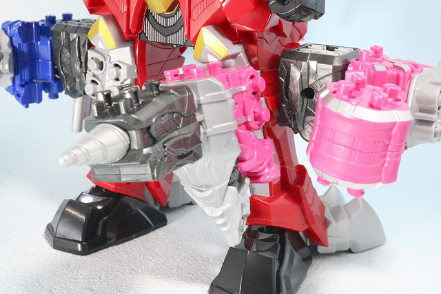 DXキシリュウオースリーナイツ　レビュー　キシリュウオーストライカー　合体