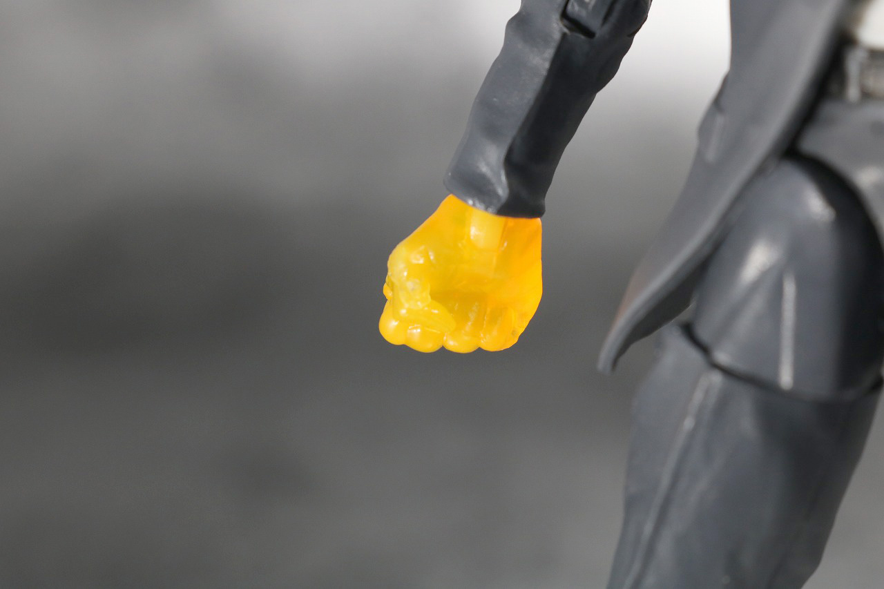 マーベルレジェンド　アイアンフィスト　ザ・ディフェンダーズ　レビュー　全身