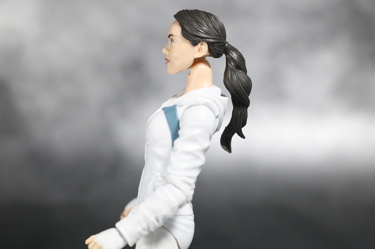 マーベルレジェンド　コリーン　ザ・ディフェンダーズ　レビュー　可動範囲