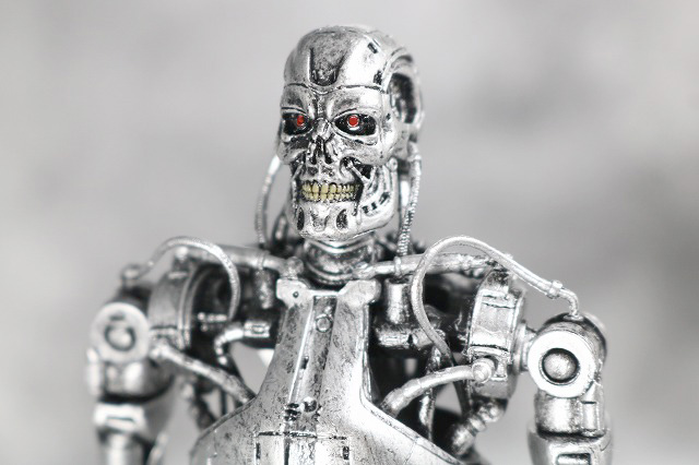 NECA　T-800　エンドスケルトン　ターミネーター2　レビュー　全身