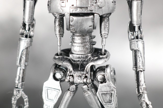 NECA　T-800　エンドスケルトン　ターミネーター2　レビュー　全身