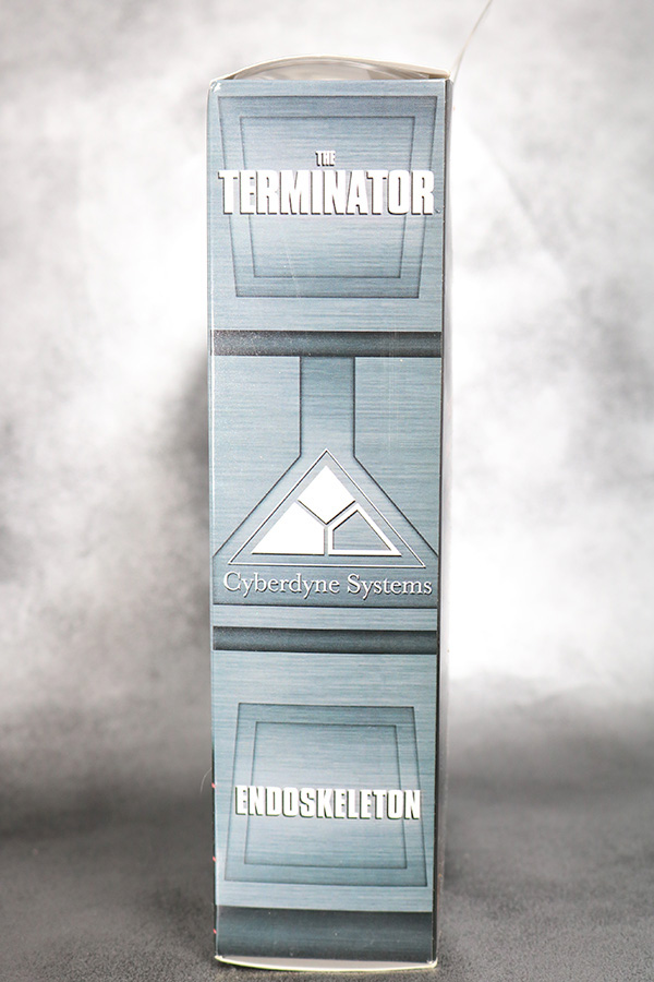 NECA　T-800　エンドスケルトン　ターミネーター2　レビュー　パッケージ