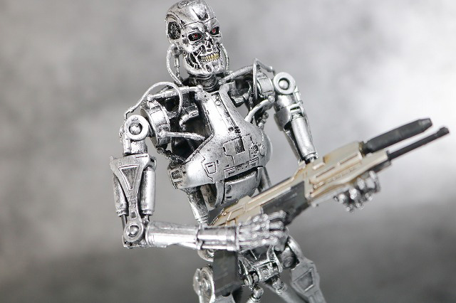 NECA　T-800　エンドスケルトン　ターミネーター2　レビュー　アクション
