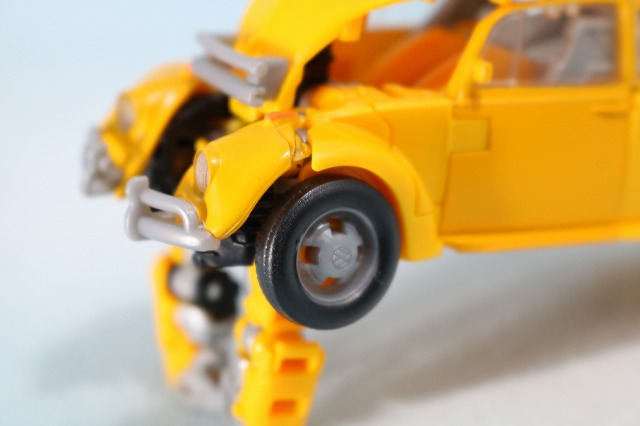 TFスタジオシリーズ　SS-16　バンブルビー　レビュー　ビークルモード　ロボットモード　変形