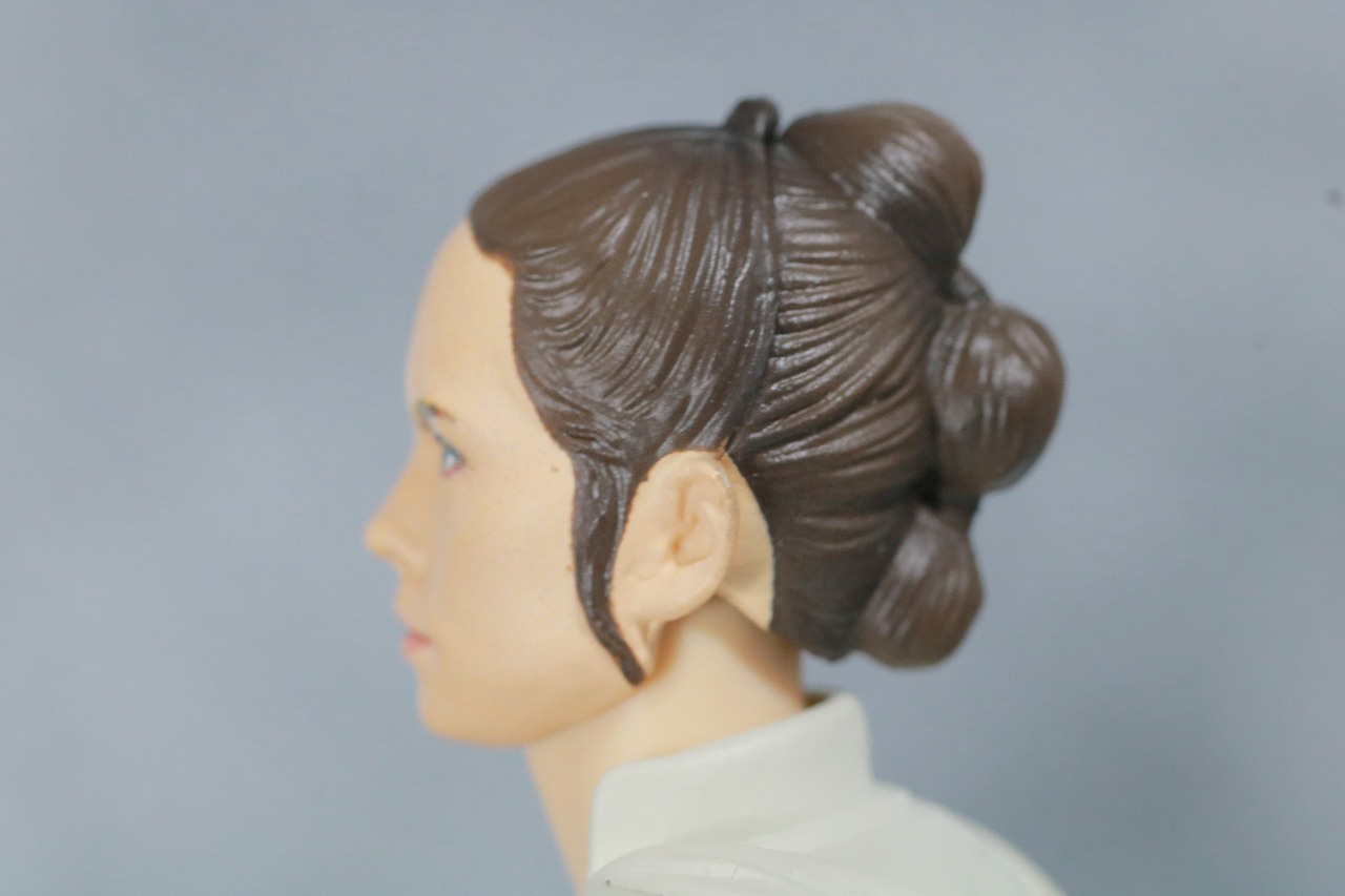 S.H.フィギュアーツ　レイ　（STAR WARS: The Rise of Skywalker）　スカイウォーカーの夜明け　レビュー　全身