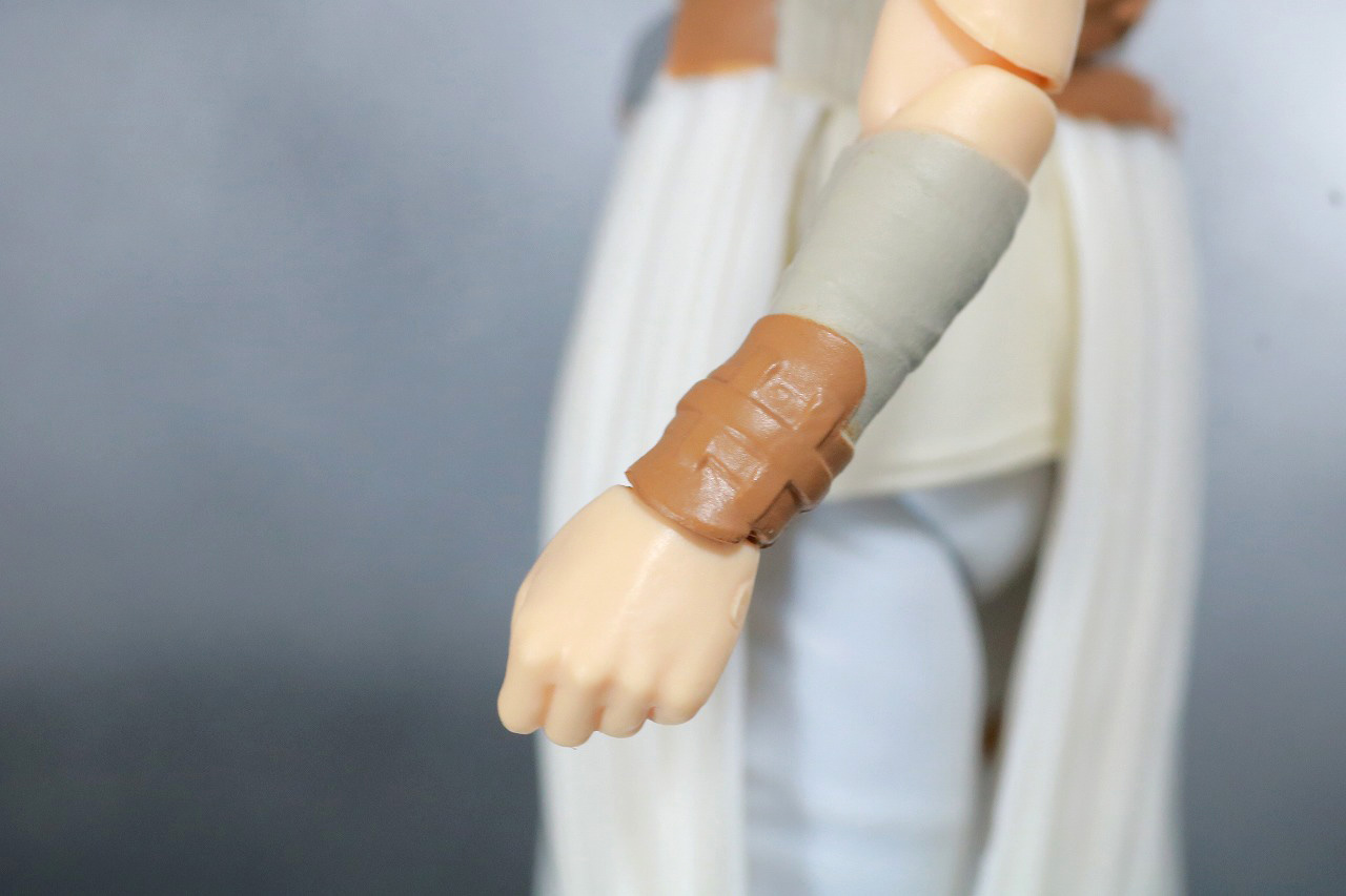S.H.フィギュアーツ　レイ　（STAR WARS: The Rise of Skywalker）　スカイウォーカーの夜明け　レビュー　全身