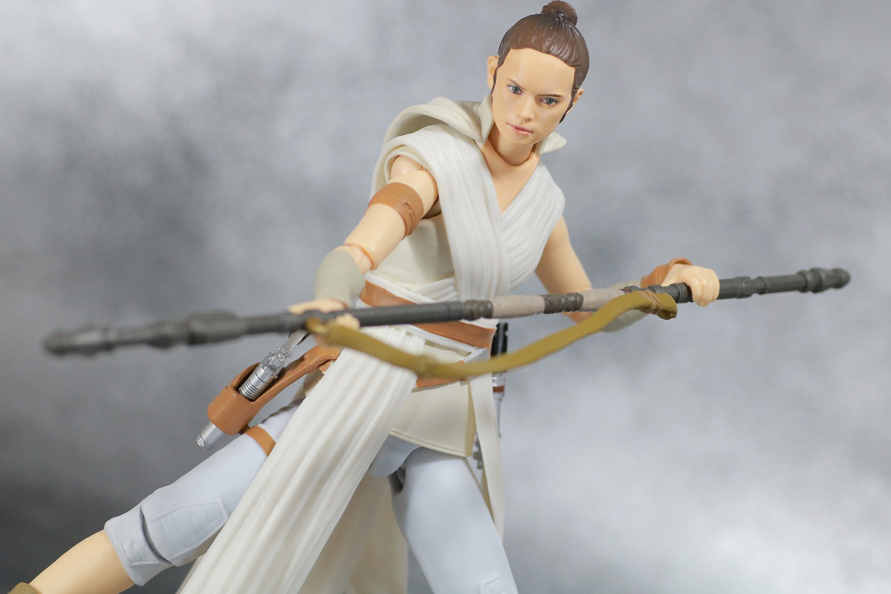 S.H.フィギュアーツ　レイ　D-O　（STAR WARS: The Rise of Skywalker）　スカイウォーカーの夜明け　レビュー　アクション