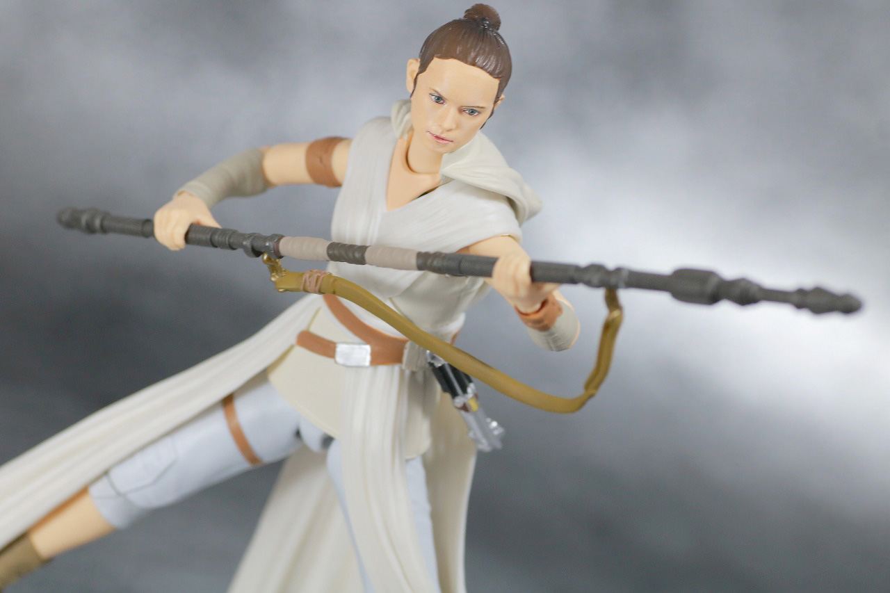S.H.フィギュアーツ　レイ　D-O　（STAR WARS: The Rise of Skywalker）　スカイウォーカーの夜明け　レビュー　アクション
