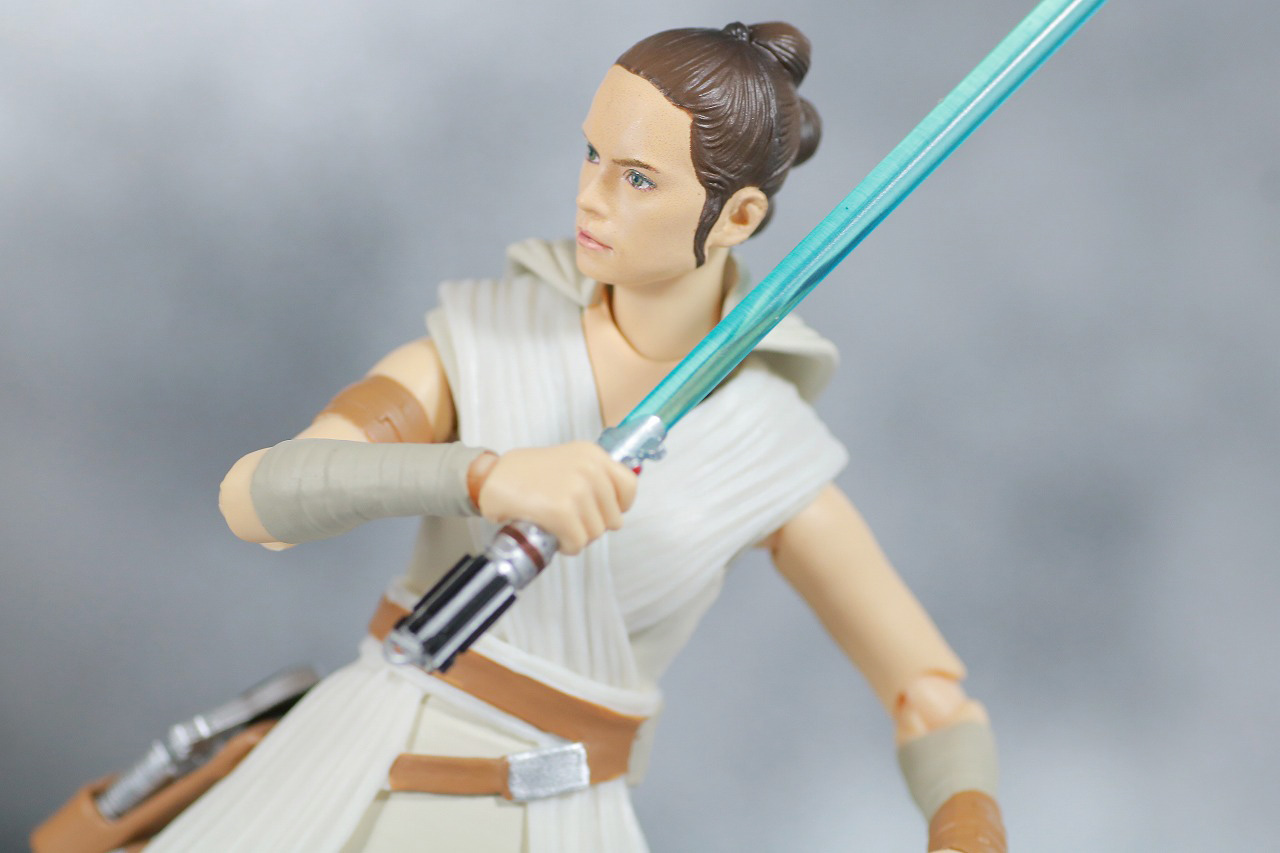S.H.フィギュアーツ　レイ　D-O　（STAR WARS: The Rise of Skywalker）　スカイウォーカーの夜明け　レビュー　アクション