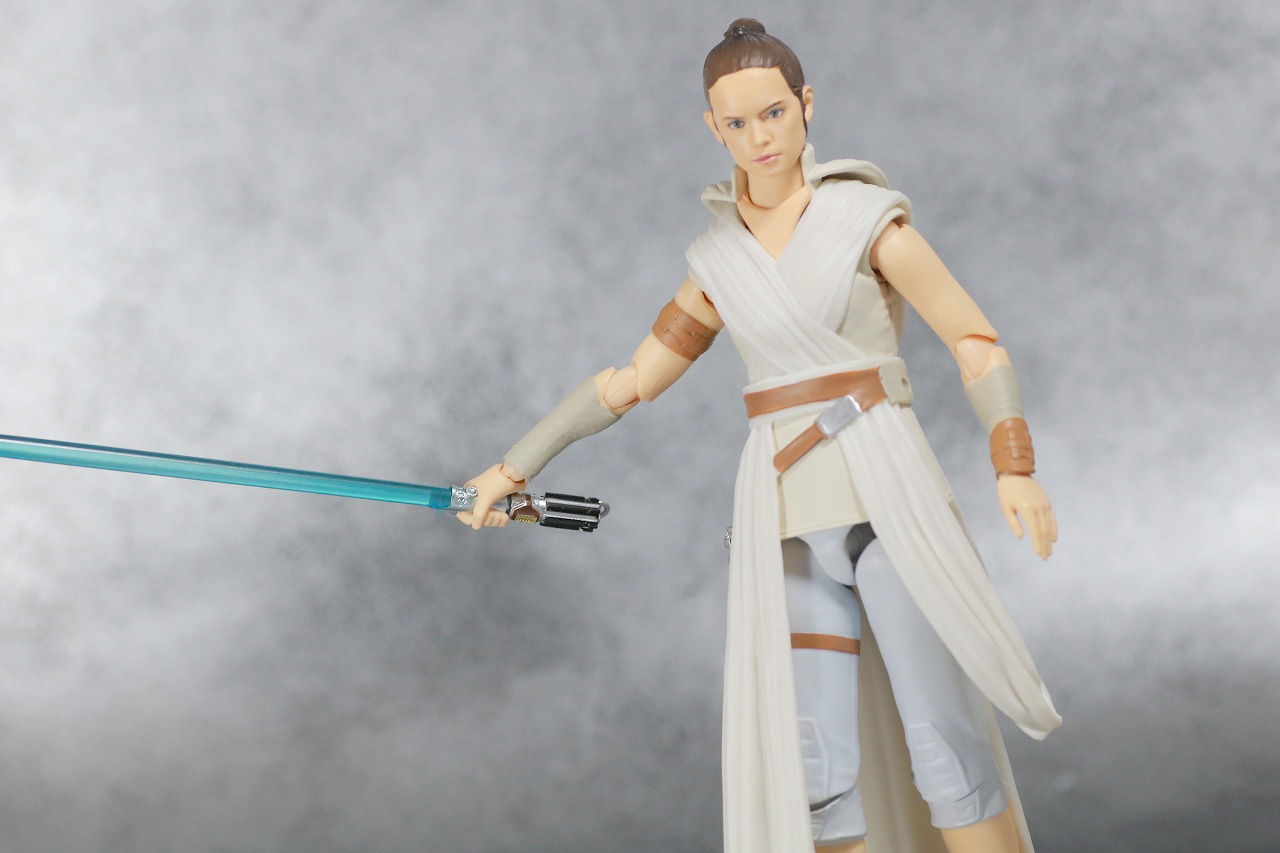 S.H.フィギュアーツ　レイ　D-O　（STAR WARS: The Rise of Skywalker）　スカイウォーカーの夜明け　レビュー　アクション