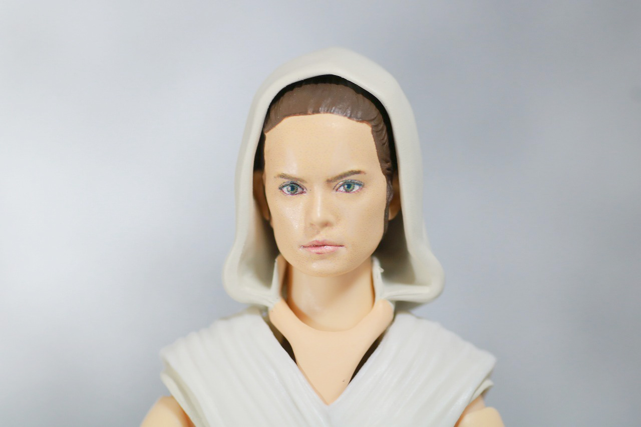 S.H.フィギュアーツ　レイ　（STAR WARS: The Rise of Skywalker）　スカイウォーカーの夜明け　レビュー　付属品　フード
