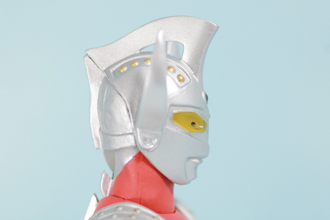 S.H.フィギュアーツ　ウルトラマンタロウ　レビュー　全身