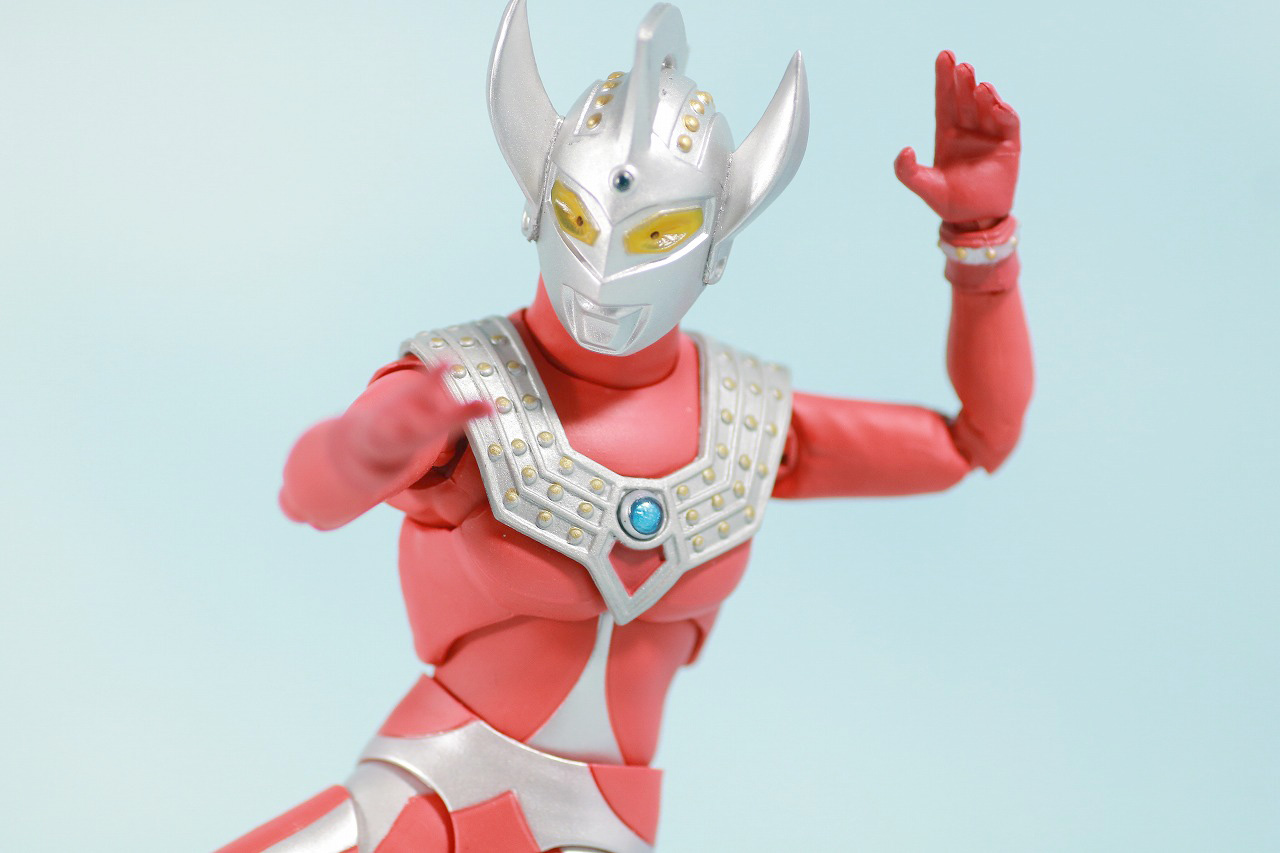 S.H.フィギュアーツ　ウルトラマンタロウ　レビュー　アクション
